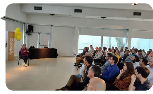 Daniela Aza, conferencista para eventos corporativos sobre Diversidad e Inclusión