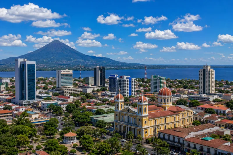 Vista urbana de Granada como contexto empresarial de Nicaragua