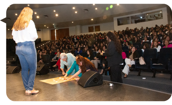 Barbara Contreras, foto principal de conferencista sobre Innovación en Liderazgo