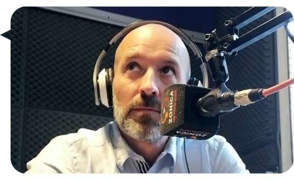 Martín PE, conferencista para eventos corporativos sobre Comunicación Efectiva